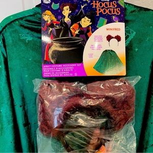NWT Winifred Sanderson Costume Accessory Set for Adults – Hocus Pocus